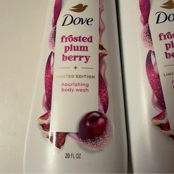 Dove Frosted Plum Berry Nourishing Body Wash (2) - Picture 2 of 4
